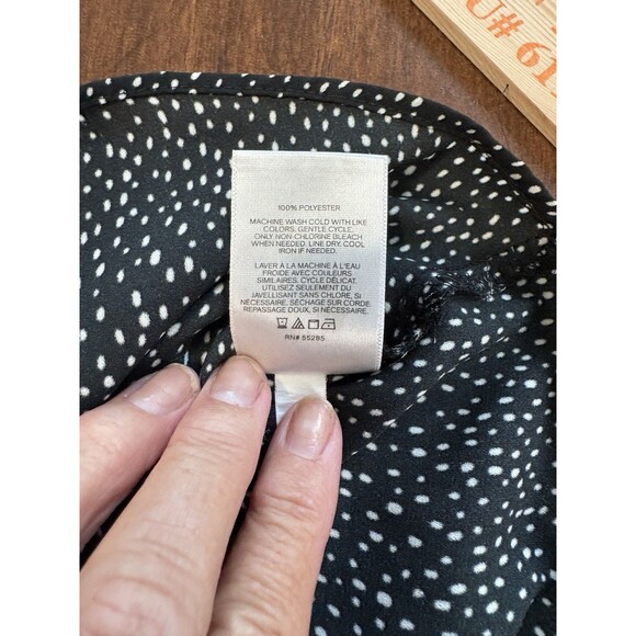 Express Ruffled Polka Dot Black White Short Sleeve Flowy Blouse Women’s Large - Picture 4 of 6